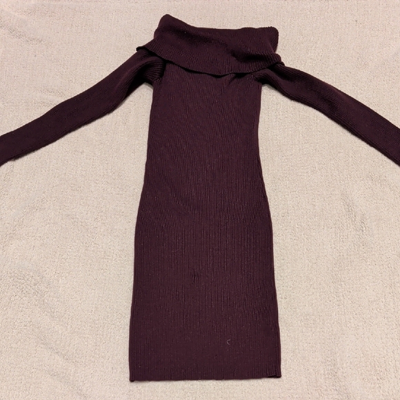 Sweaters - Elegant Burgundy Sweater dress
